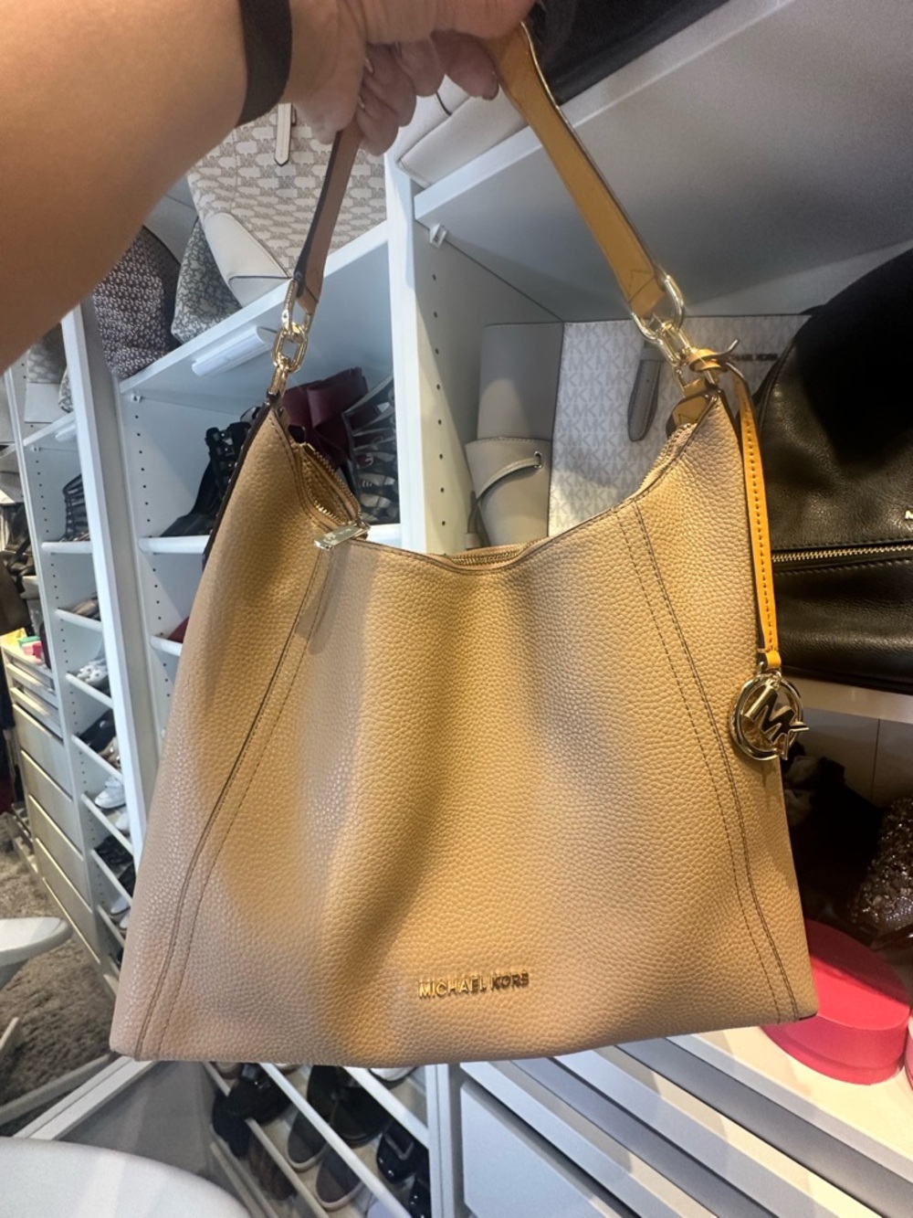 2x$80- Michael Kors Taupe Leather Shoulder Bag with yellow and Gold Accents - Picture 10 of 13